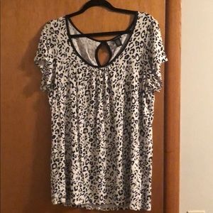 ** TORRID SIZE 2 TOP**